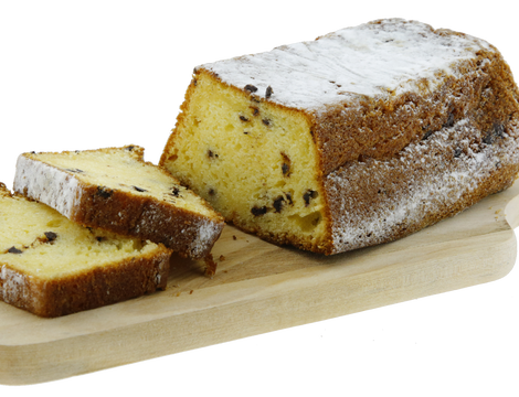 Sočni biskvit s koščki čokolade